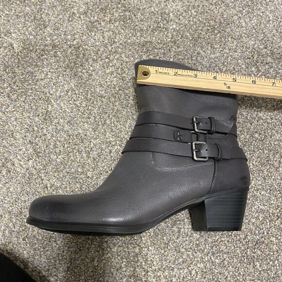 Naturalizer  Katrina Ankle Boots Women's 9M EU 39 Gray Leather Buckle Chunky - Picture 9 of 9